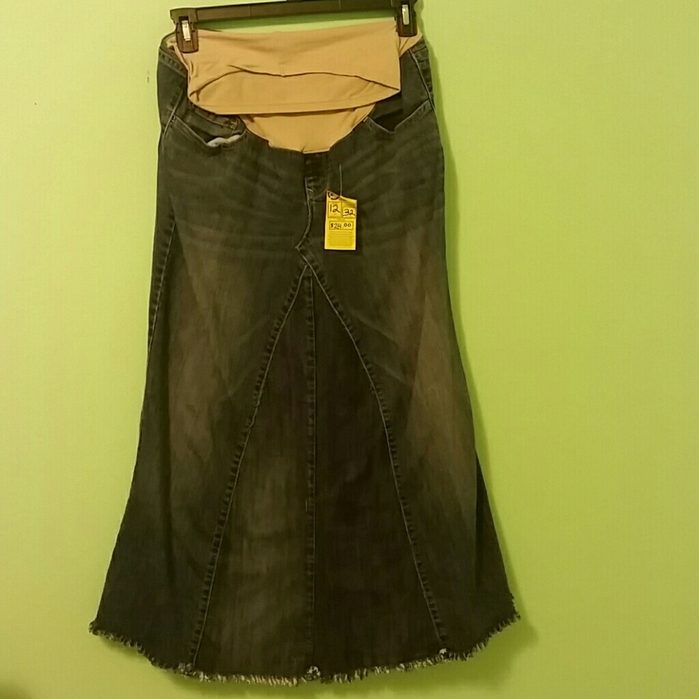 Maternity skirt